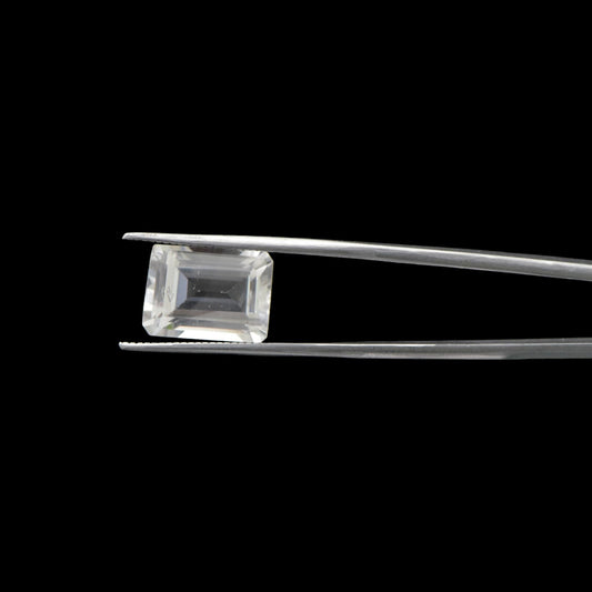 Natural White Topaz - 9.5 Carat