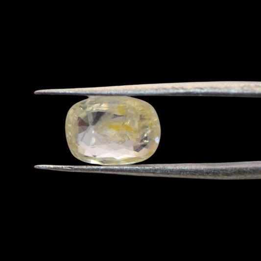Yellow Sapphire - 3.75 Carat
