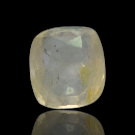 Yellow Sapphire - 4.16 Carat