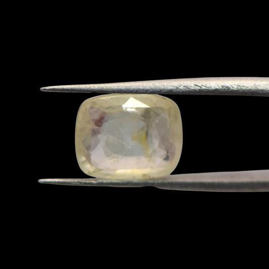 Yellow Sapphire - 5.82 Carat