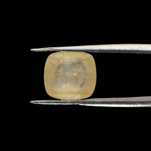 Yellow Sapphire - 5.65 Carat