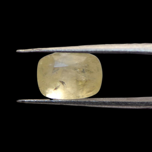 Yellow Sapphire - 5.6 Carat
