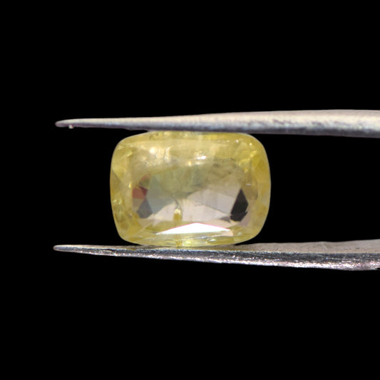 Yellow Sapphire - 5.65 Carat