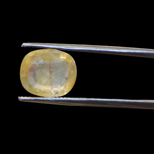 Yellow Sapphire - 6.41 Carat