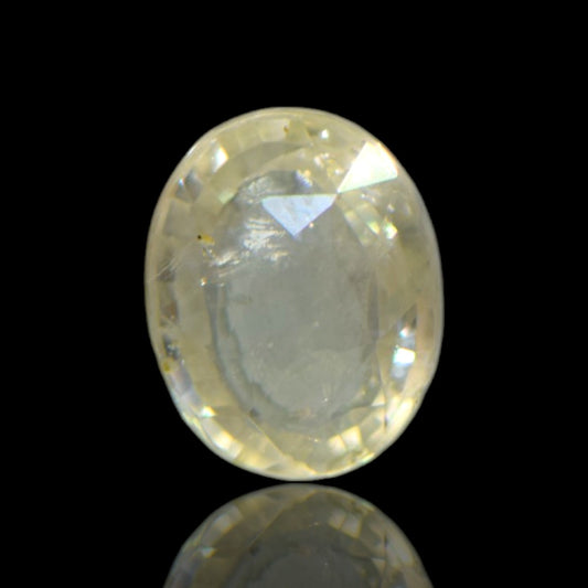 Yellow Sapphire - 4.77 Carat