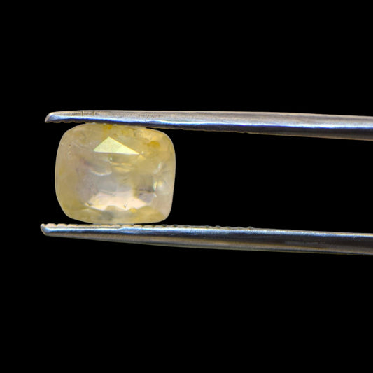 Yellow Sapphire - 2.95 Carat