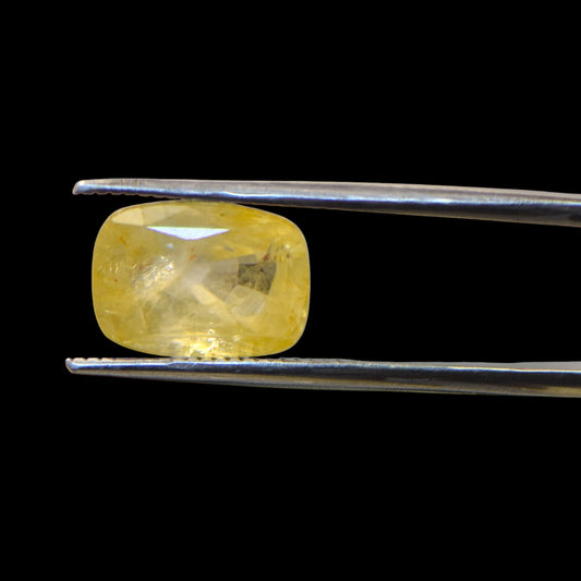 Yellow Sapphire - 7.28 Carat