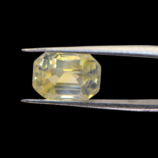 Yellow Sapphire - 9.41 Carat