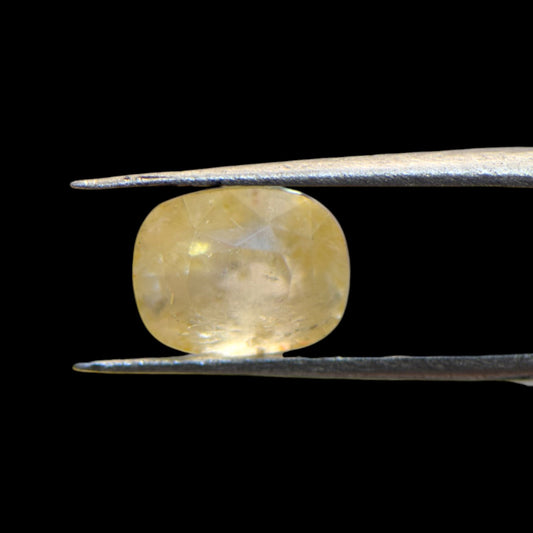 Yellow Sapphire - 6.59 Carat