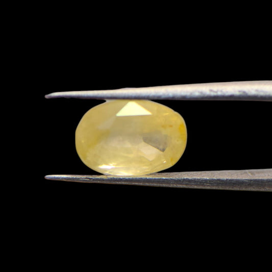 Yellow Sapphire - 4.53 Carat