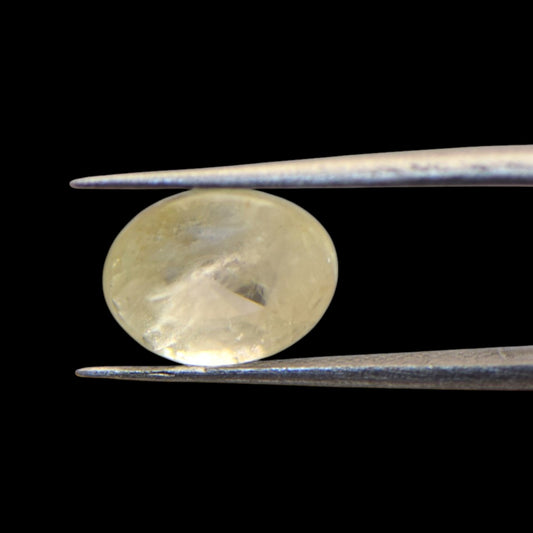 Yellow Sapphire - 4.7 Carat
