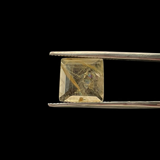Golden Rutilated Quartz - 3.56 Carat