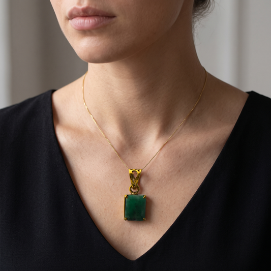 Natural Emerald Pendant  - 12.7 - Carat